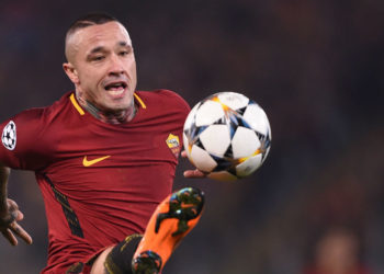 Nainggolan: «Los futbolistas no salen del armario porque están avergonzados»