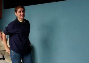 Juez ordena medidas sustitutivas a empresaria que evadió más de $379 mil