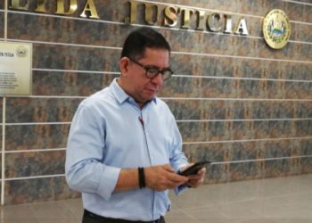 Eugenio Chicas hace llamado a Bukele a «aceptar sus errores»