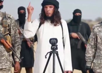 Tarjetas de regalos y Bitcoins: el nuevo método de financiamiento de los terroristas del Estado Islámico