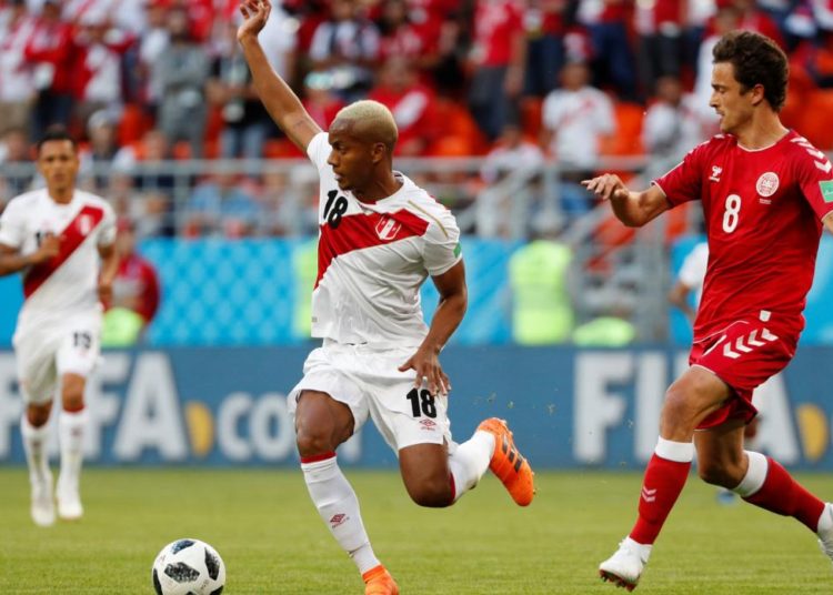 Con un mejor juego en el campo, Perú pierde con la mínima ante Dinamarca
