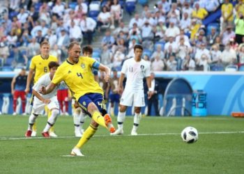 Suecia vence a Corea del Sur gracias al VAR y mete en problemas a Alemania