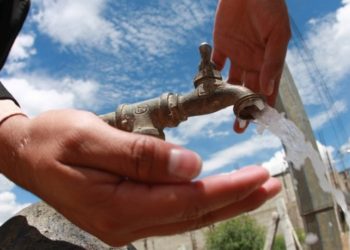 ANDA benefició en 2016 a los «no pobres» con el subsidio al agua, asegura FUSADES