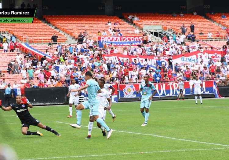 Alianza ganó 3 a 1 al Olimpia de Honduras