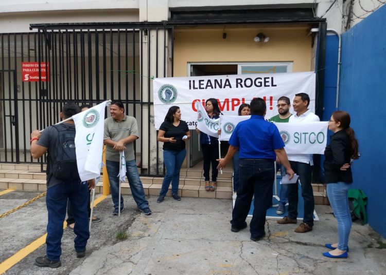 Sindicalistas en contra de la Ley de Servicio Público