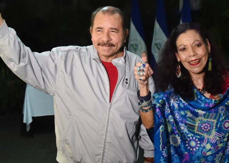 Primera dama de Nicaragua justifica la represión como «obra de la fe de Dios»