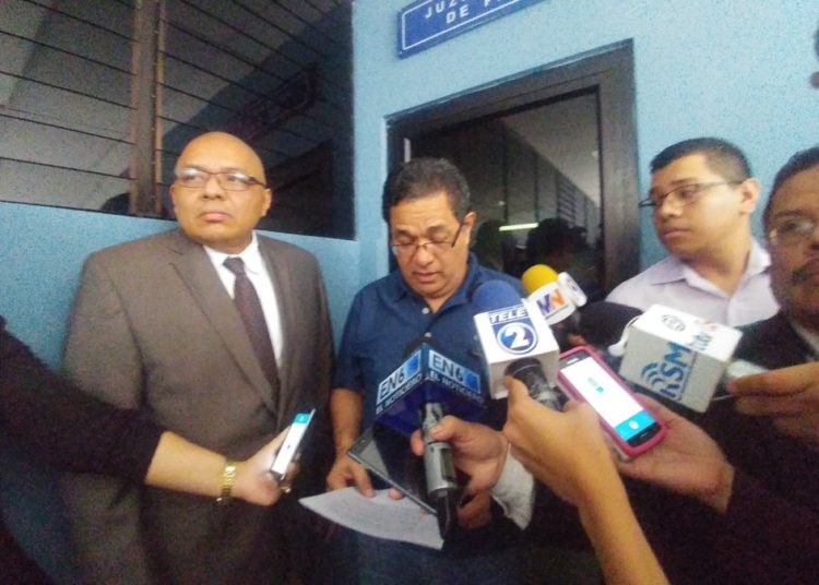 Exsecretario de Comunicaciones, David Rivas, se entrega a la justicia