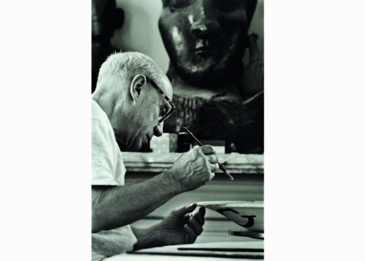 Murió David Douglas Duncan, el fotógrafo que inmortalizó a Picasso