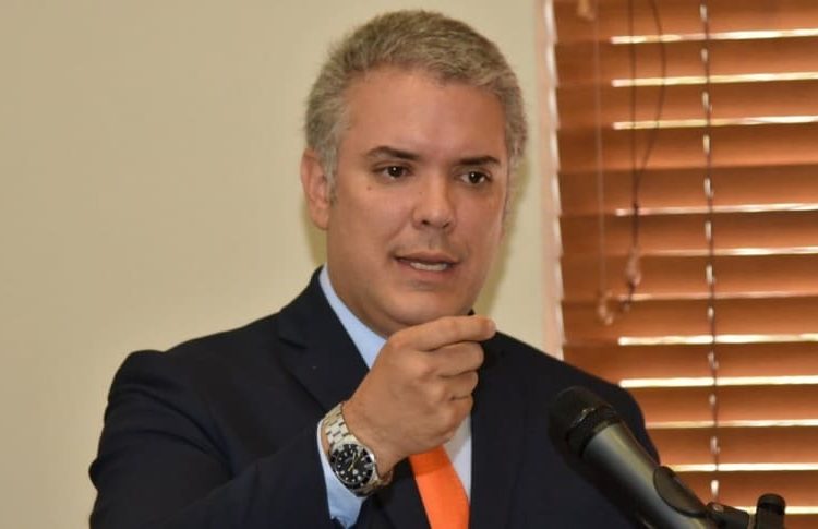 Iván Duque pide a países de Latinoamérica que acompañen denuncia de la OEA contra Venezuela