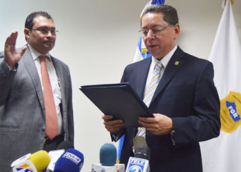 Renuncia Fiscal General Adjunto