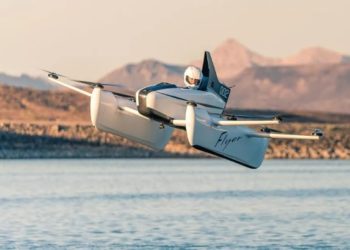 A volar con Flyer: el primer «auto volador»