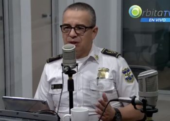 Cotto no descarta que agente que murió el jueves por la noche esté involucrado en actos delictivos