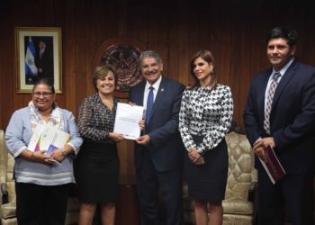 Vanda Pignato pide a diputados sumarse a la alerta no más violencia contra las mujeres