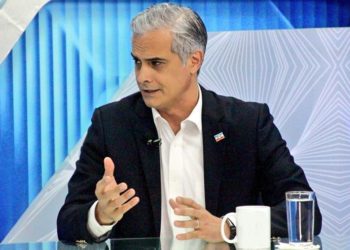 Mauricio Interiano: «Carlos Calleja busca coaliciones y candidato a vicepresidente»