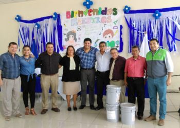 Alcaldías de Soyapango e Ilopango cierran junio celebrando el día del maestro