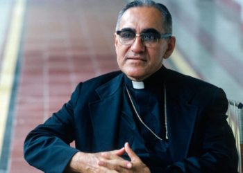 Conozca la imagen oficial de «San Óscar Arnulfo Romero, Obispo y Mártir»