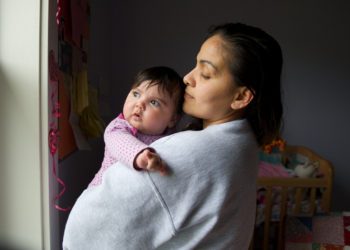 Otorgarán seis meses de fuero a mujeres que regresen a sus trabajos tras maternidad