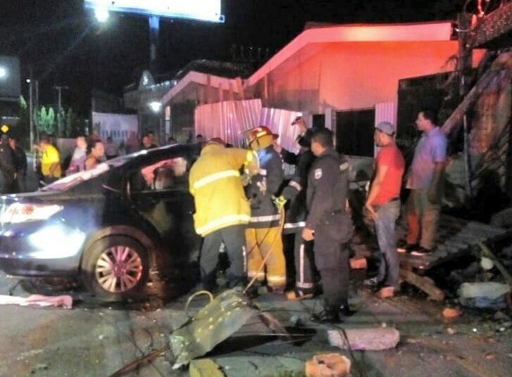 Muere mujer en un accidente vial en San Miguel