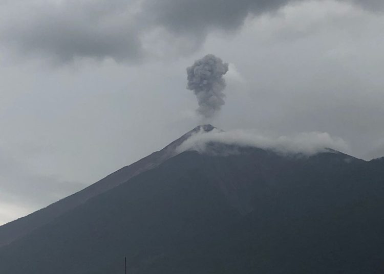 Guatemala, un volcán solo para pobres