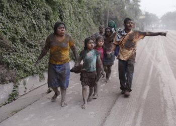 Gobierno de El Salvador ofrece apoyo a Guatemala tras erupción del Volcán de Fuego