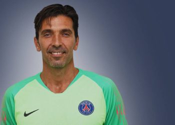 Con este video Gianluigi Buffon fue presentado como nuevo jugador del PSG