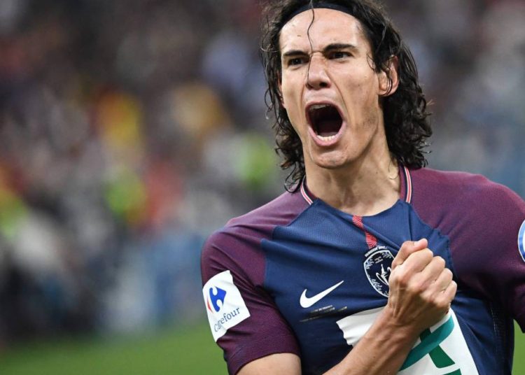 Lo que el mercado ofrece al Madrid en ataque: Cavani, Kane, Lewandowski y Rodrigo.