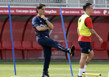 Roque Mesa: «Con Caparrós en la final de Copa el Barça no nos mete cinco ni de coña»