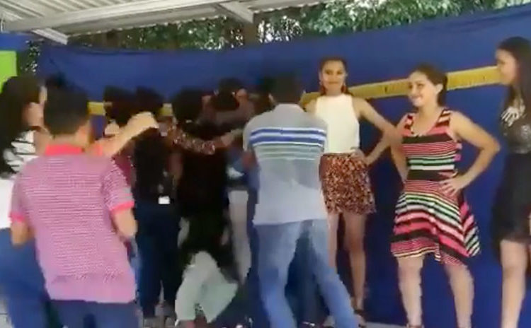 VIDEO: El ‘trágico’ final de un concurso de belleza luego de conocerse a la ganadora