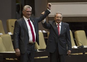 Cuba elimina la palabra «comunismo» en el borrador de su nueva Constitución