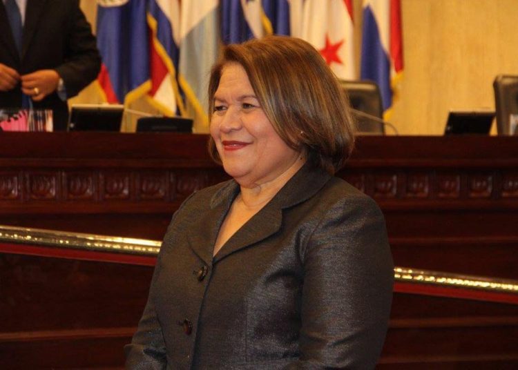 Sonia Cortez de Madriz se perfila como magistrada de la Sala de lo Constitucional