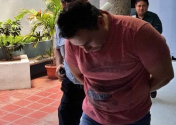 Exagente involucrado en caso Carla Ayala quedará libre si paga $1,000