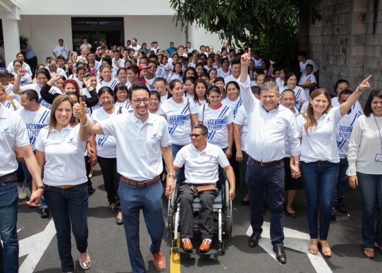 VAMOS ratifica a su candidato a la vicepresidencia, Roberto Ocampo