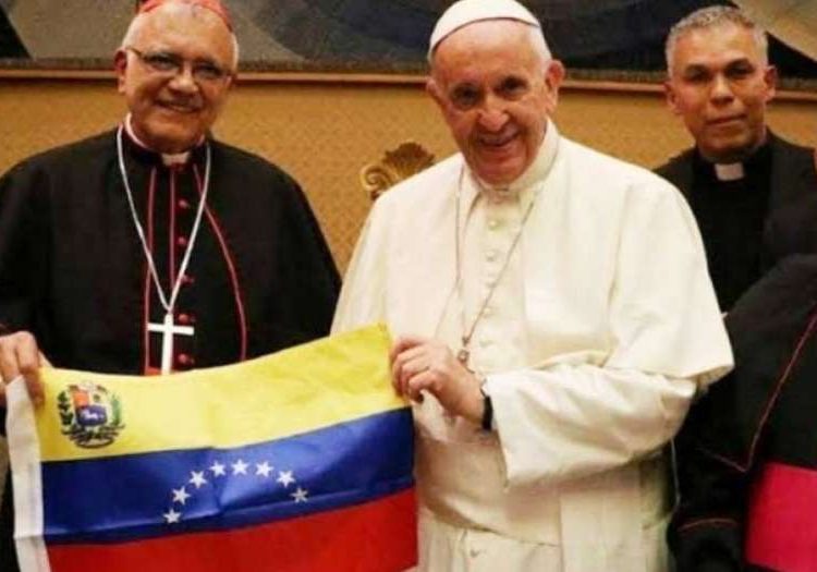 El Papa designa a un duro crítico de Maduro al frente de la Iglesia de Caracas