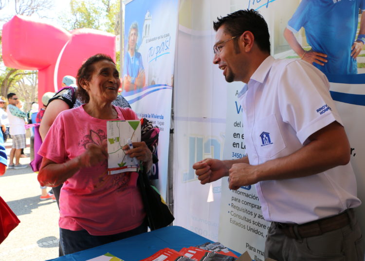 Fondo Social para la Vivienda ofertará propiedades a salvadoreños en los Estados Unidos