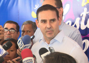 Muyshondt: “Me gustaría que Nayib Bukele compitiera bajo la bandera de Cambio Democrático”