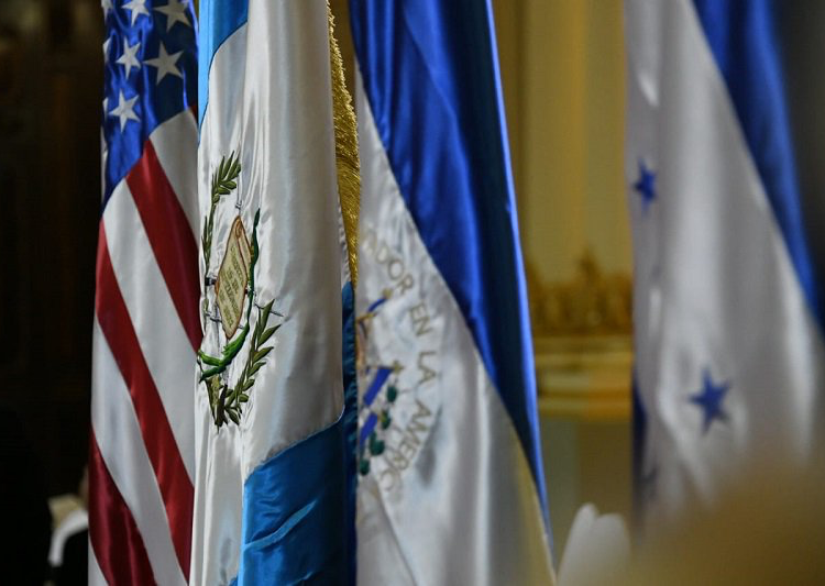 Aprueban en EE UU temida reforma a ley contra políticos corruptos del Triángulo Norte