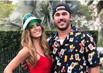 La actriz Jena Sims y el golfista Brooks Koepka calentaron las redes con osada foto