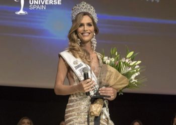 Ángela Ponce primer transexual coronada como Miss Universo