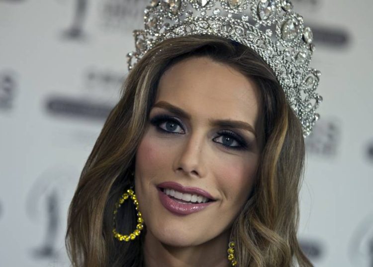 Miss Universo transgénero dice que «desea ser ejemplo para los niños trans»