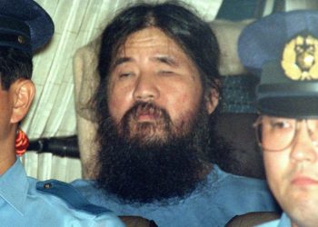 Ejecutan en Japón a Shoko Asahara, líder de secta terrorista