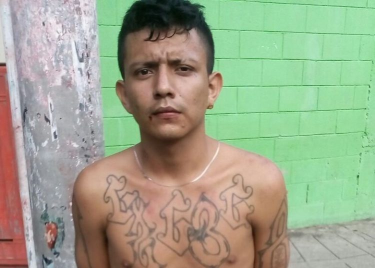 Atrapan a pandillero que atacó a policía el pasado sábado en Apopa