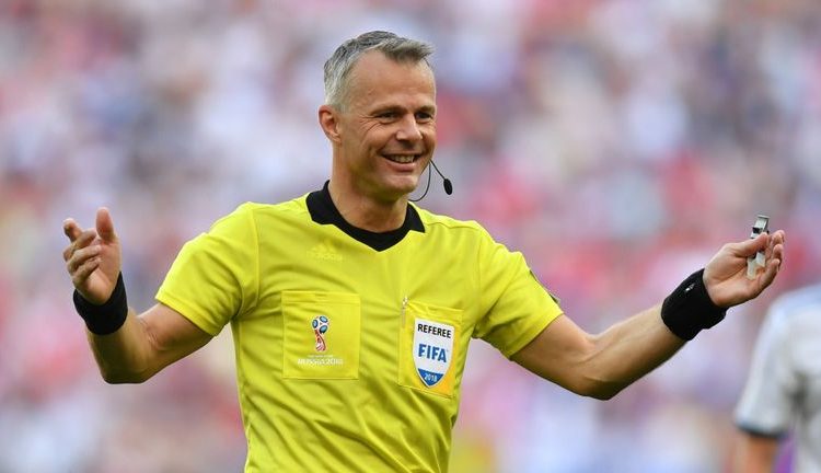 La historia de Björn Kuipers: el árbitro millonario del Mundial