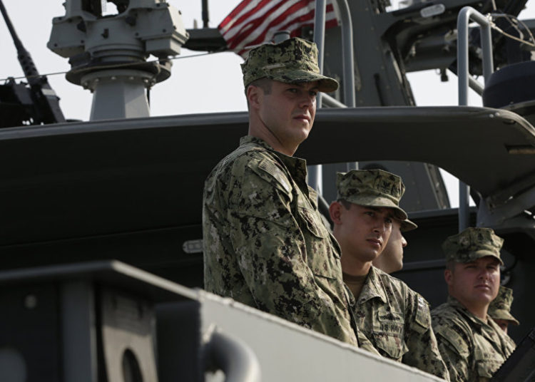 Canciller chino acusa a EE.UU. de ejercer «presión militar» sobre los países asiáticos