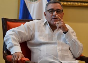 Expresidente Funes será representado por defensores públicos en caso «Saqueo Público»