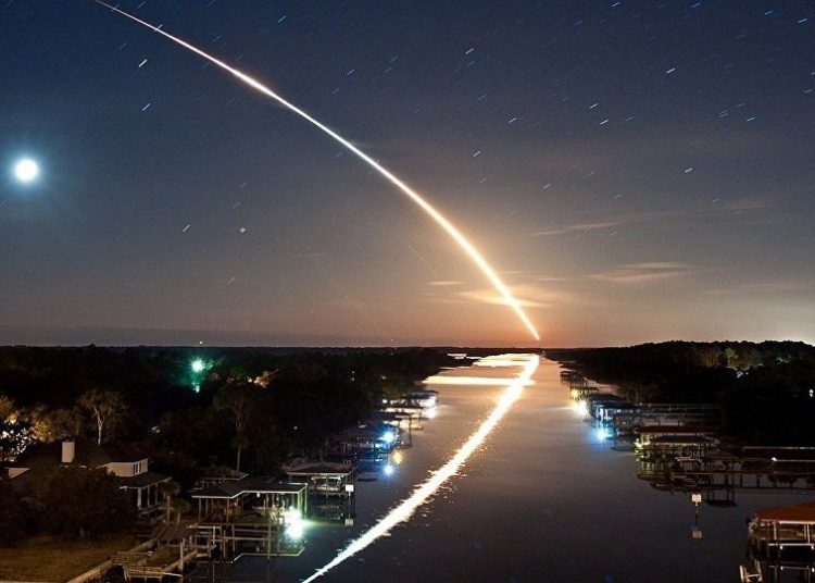 (VIDEO) Graban a un meteorito en Rusia