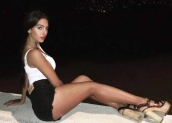 La mamá de Cristiano Ronaldo le declara «la guerra» a la novia del futbolista