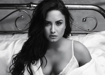 Demi Lovato escribe canciones mientras está en rehabilitación
