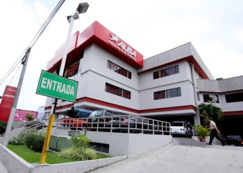 Alba Petróleos busca recuperar más de $36 millones de sus deudores en El Salvador