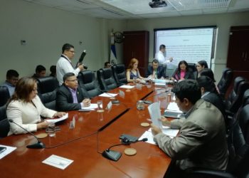 Diputados buscan que PGR descuente cuota alimenticia del fondo de pensiones a padres irresponsables