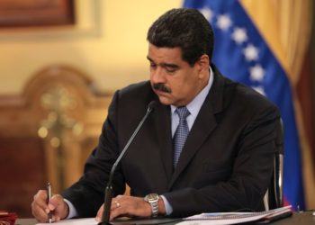 Nuevo salario mínimo en Venezuela es de 1.800 bolívares soberanos